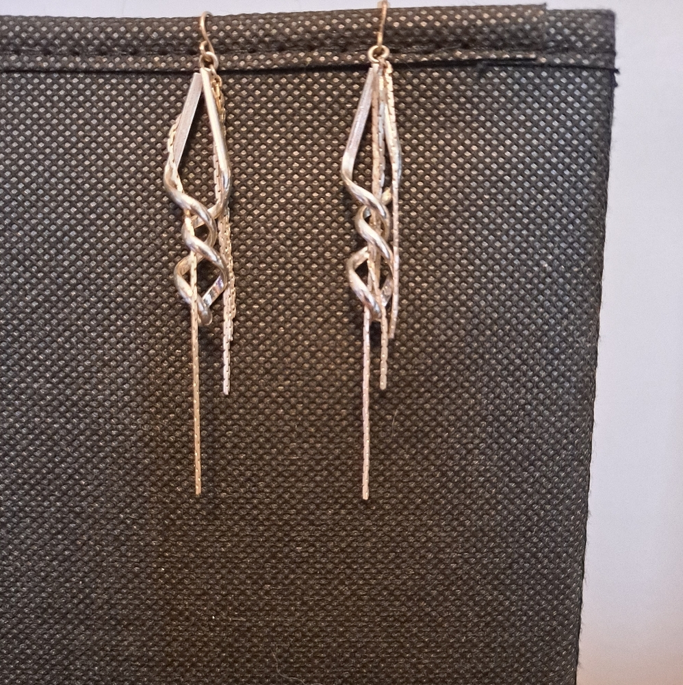 Spiral earring